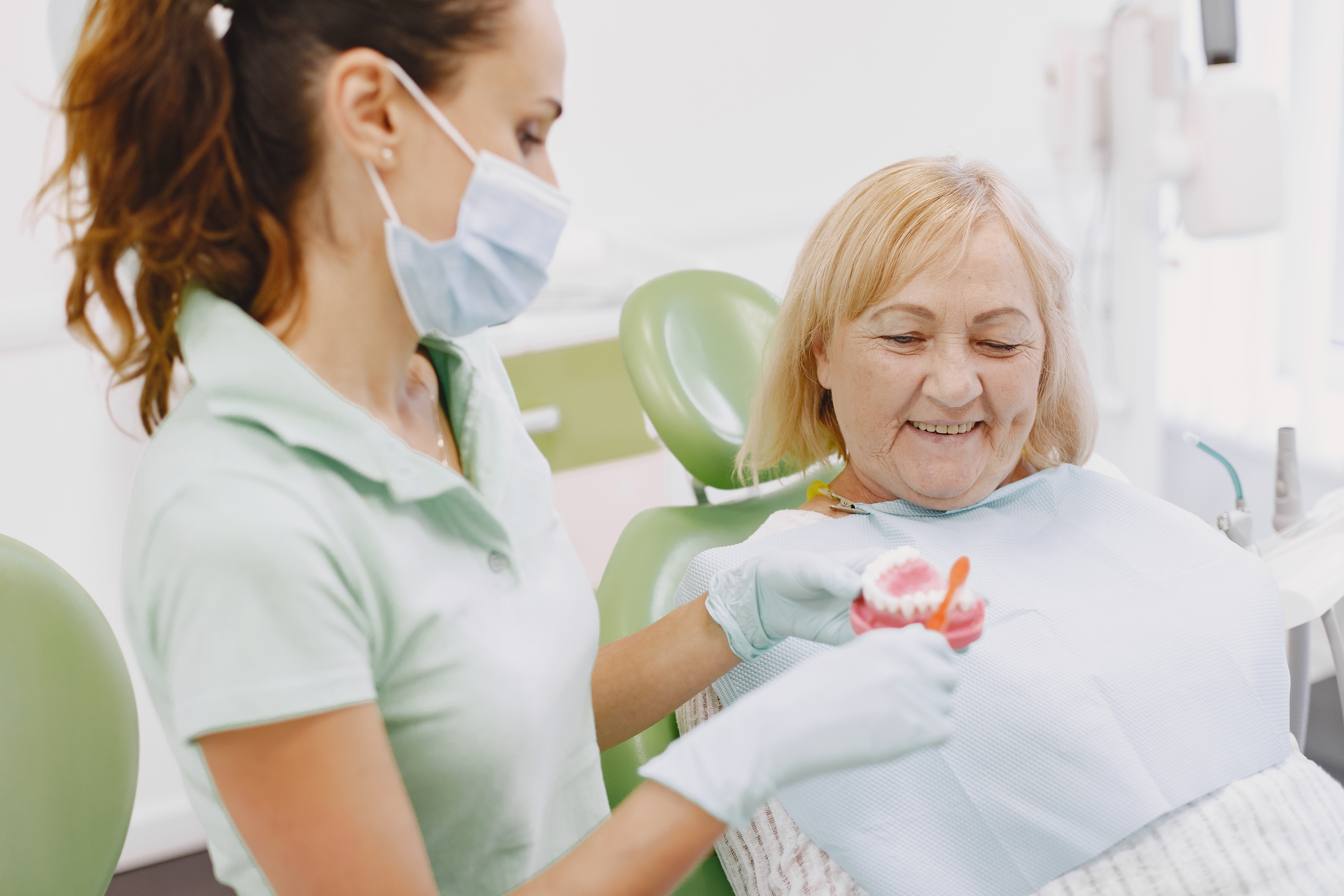 Comfortable senior dental care
